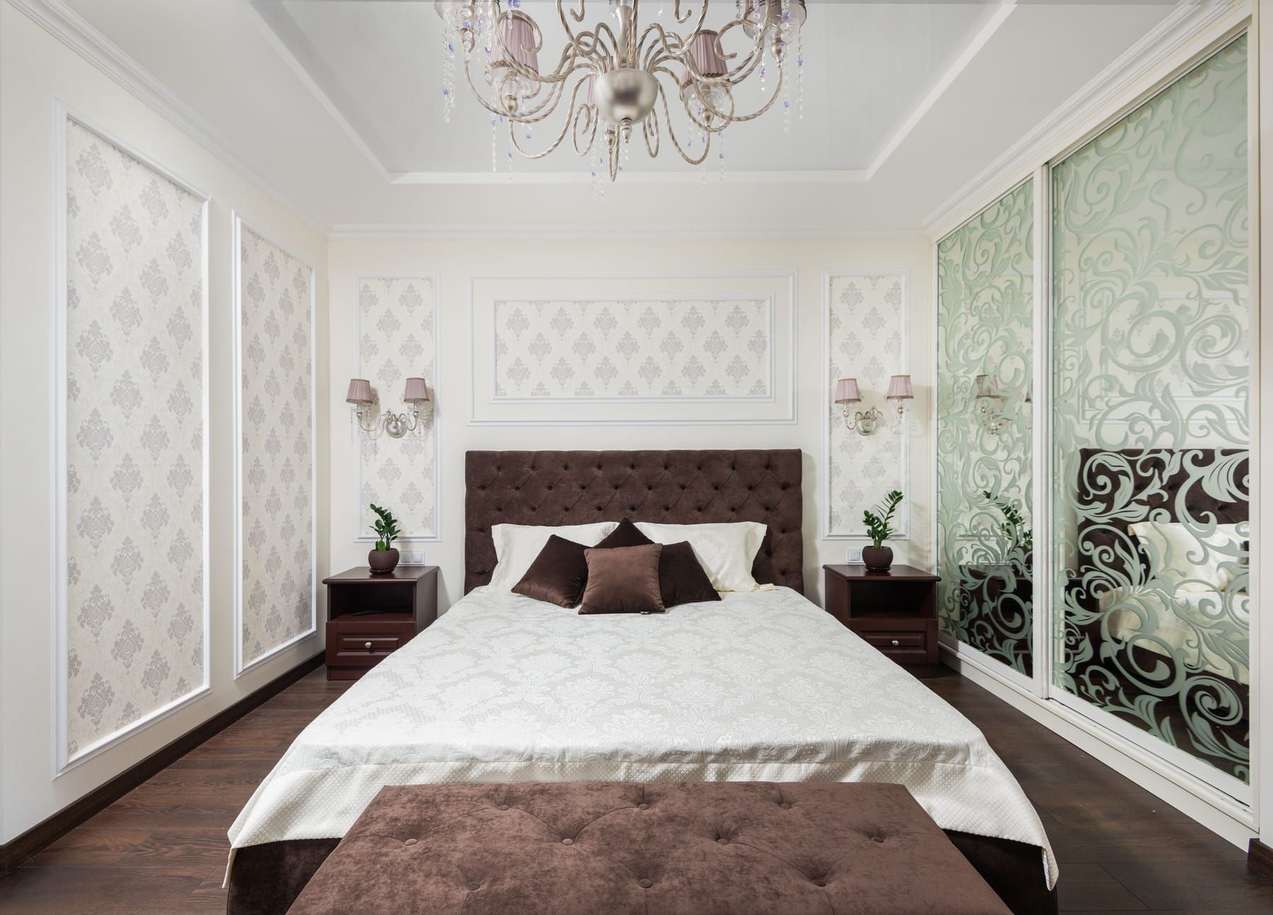 Cozy Master Bedroom, Andheri, Mumbai